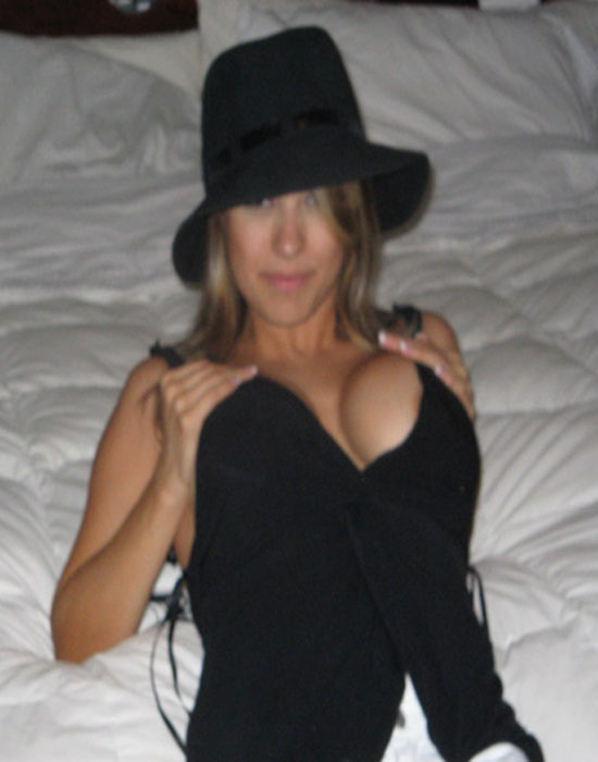 Cindy (26 ans, Angouleme)